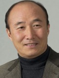 Yoon Joo-sang fotoğrafı