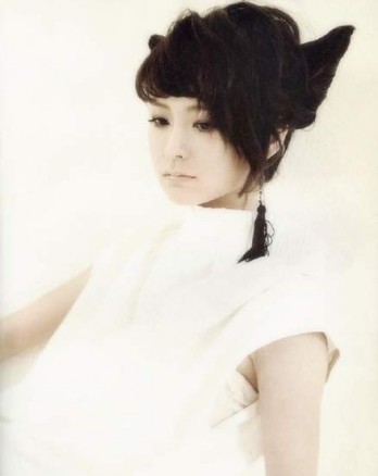 Jeong Yoo-mi (i) Fotoğrafı