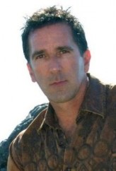 Cody Cowell fotoğrafı