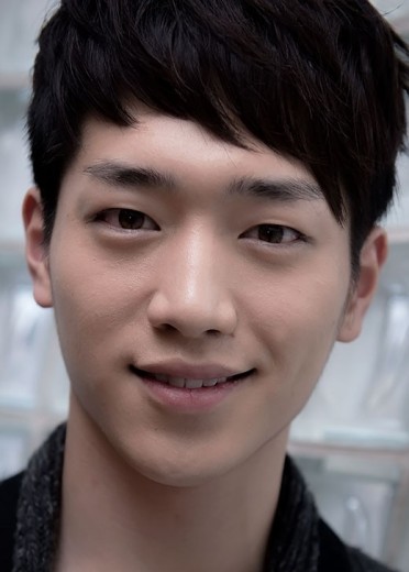 Seo Kang-joon fotoğrafı