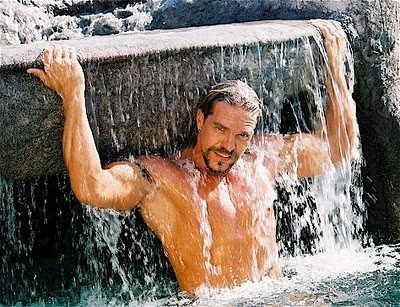 Hollywood Yates fotoğrafı