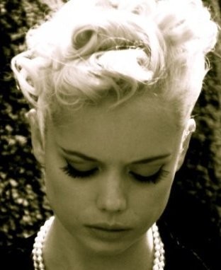 Alice Henley Fotoğrafı