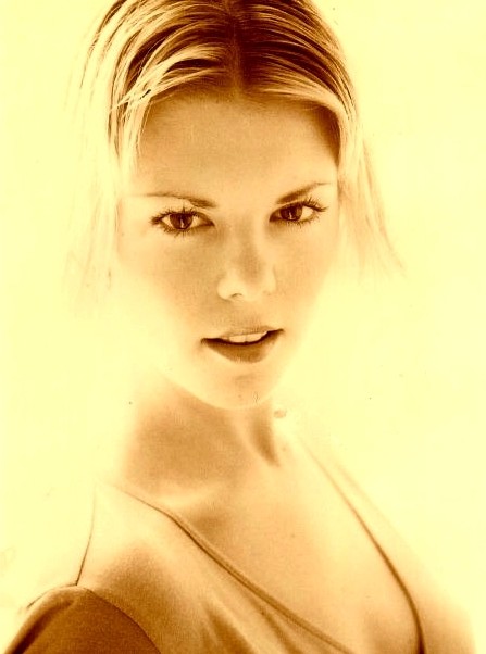 Sarah-Jane Potts fotoğrafı