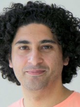 Osamah Sami fotoğrafı