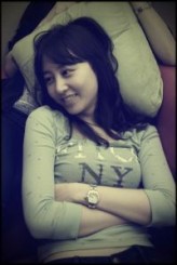 Kim Min-kyung (i) fotoğrafı