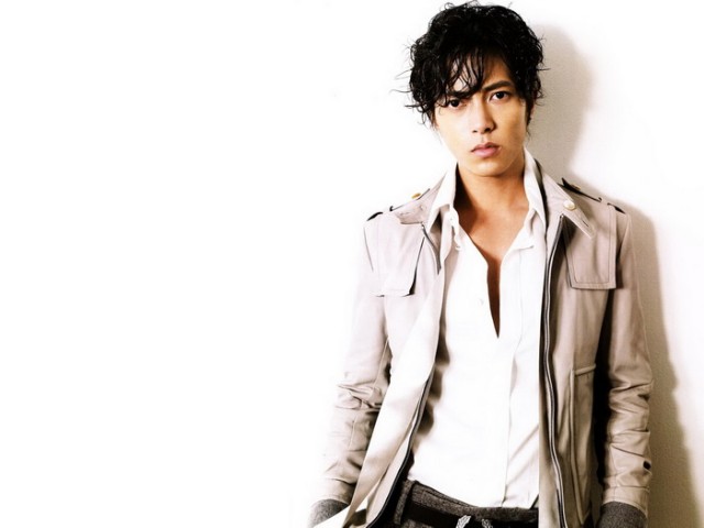 Tomohisa Yamashita Fotoğrafı