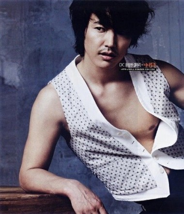 Yoon Sang-hyun Fotoğrafı