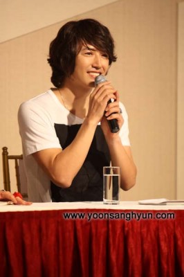 Yoon Sang-hyun Fotoğrafı