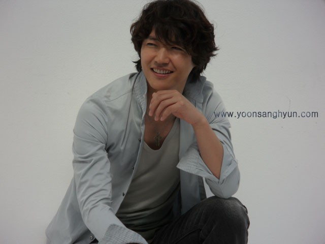 Yoon Sang-hyun Fotoğrafı