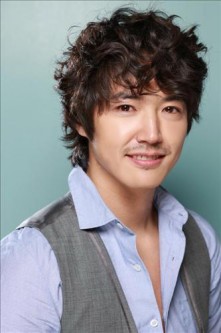 Yoon Sang-hyun Fotoğrafı