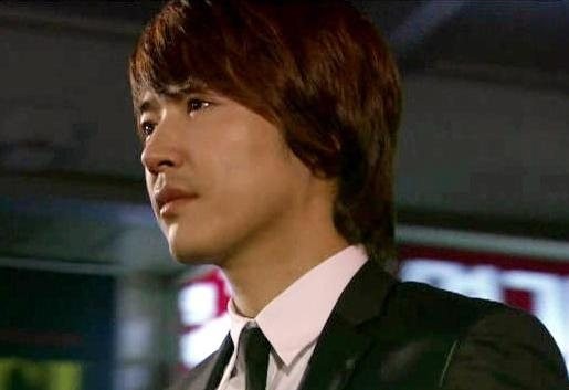 Yoon Sang-hyun Fotoğrafı