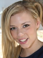 Nicole Ray fotoğrafı