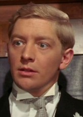 Drewe Henley fotoğrafı