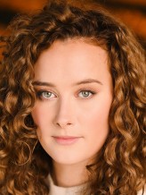 April Pearson fotoğrafı