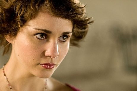 Tuppence Middleton Fotoğrafı