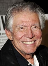 Ned Romero fotoğrafı