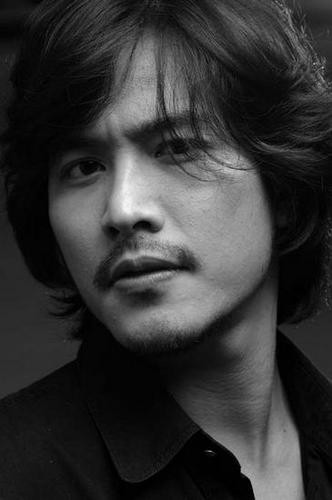 Jung Sung-Hwan fotoğrafı