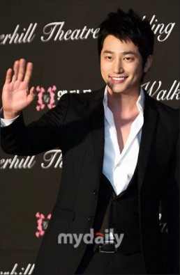 Park Shi-hoo Fotoğrafı