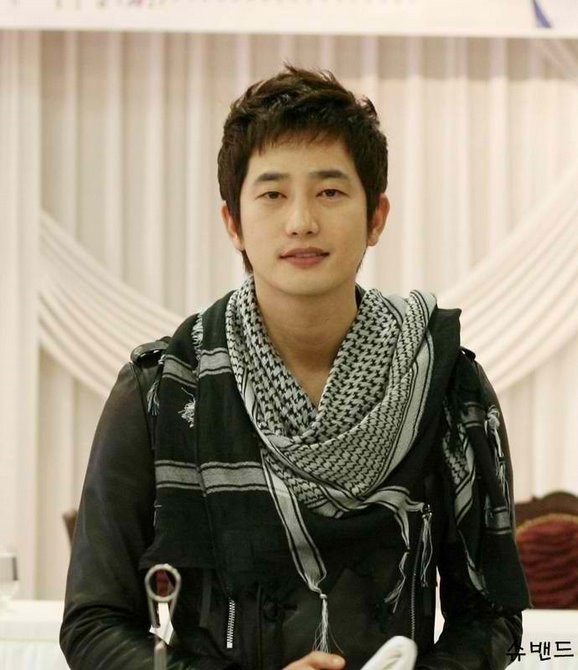 Park Shi-hoo Fotoğrafı