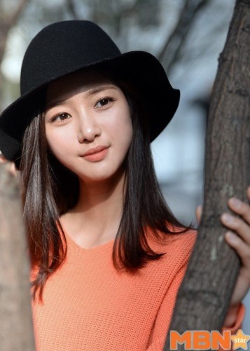 Kang Ye-sol Fotoğrafı