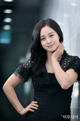 Kim Tae-hee Fotoğrafı