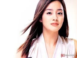 Kim Tae-hee Fotoğrafı
