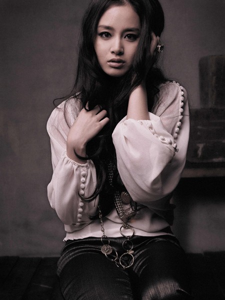 Kim Tae-hee Fotoğrafı