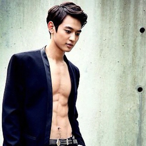 Choi Minho Fotoğrafı