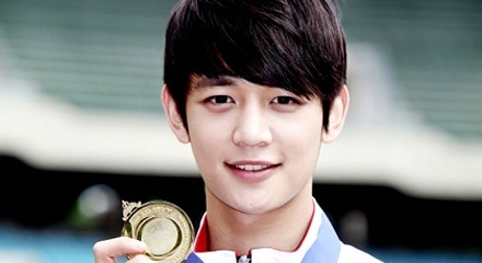 Choi Minho Fotoğrafı