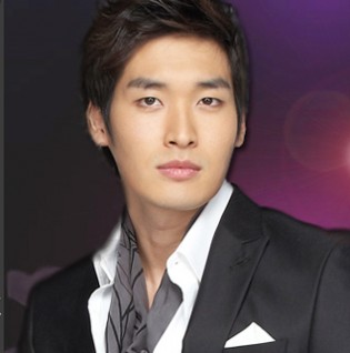 Jung Gyu-woon Fotoğrafı