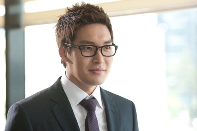 Jung Gyu-woon Fotoğrafı