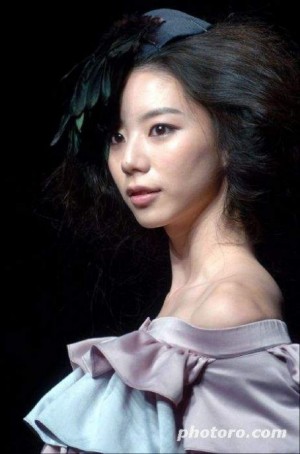 Park Soo-jin Fotoğrafı