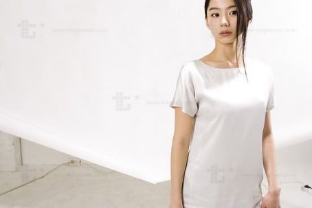 Park Soo-jin Fotoğrafı