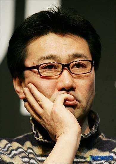 Choi Jung-woo fotoğrafı