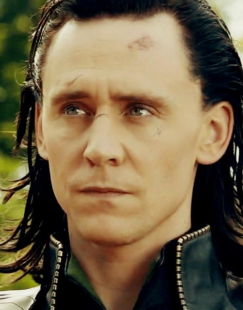 Tom Hiddleston Fotoğrafı