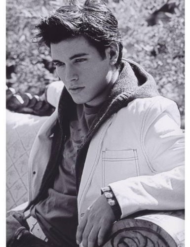 Dustin Schuetter fotoğrafı