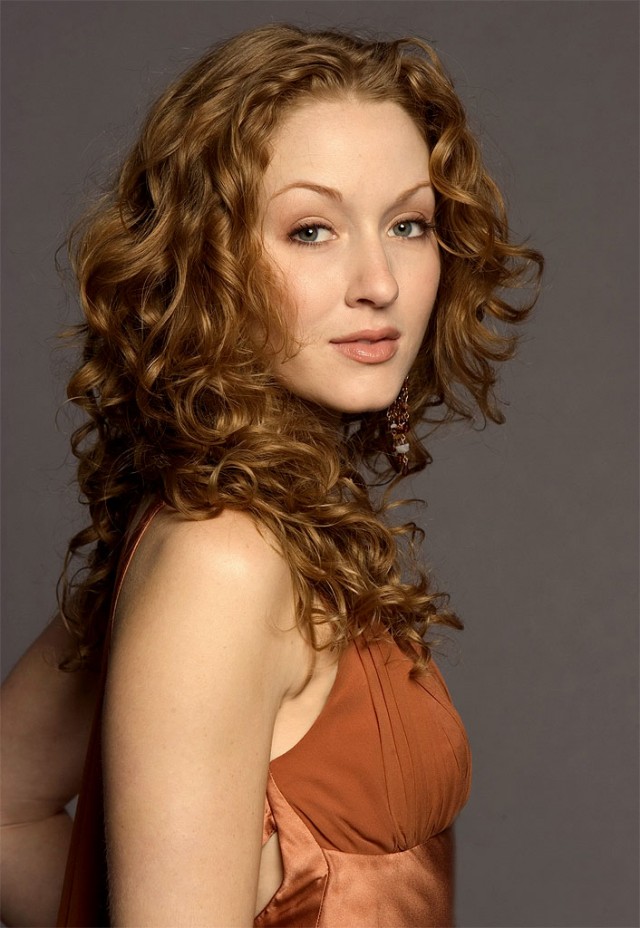 Jennifer Ferrin Fotoğrafı