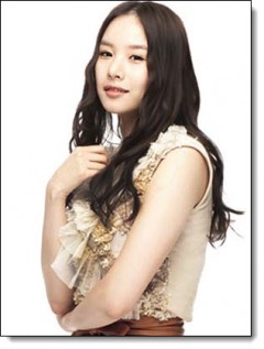 Jo Yoon Hee Fotoğrafı