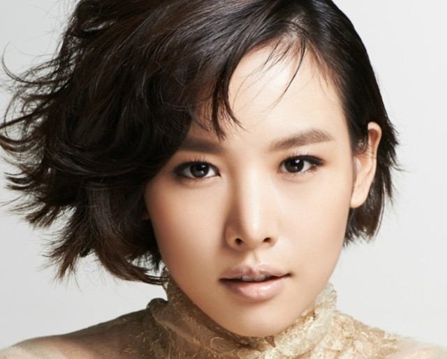 Jo Yoon Hee Fotoğrafı