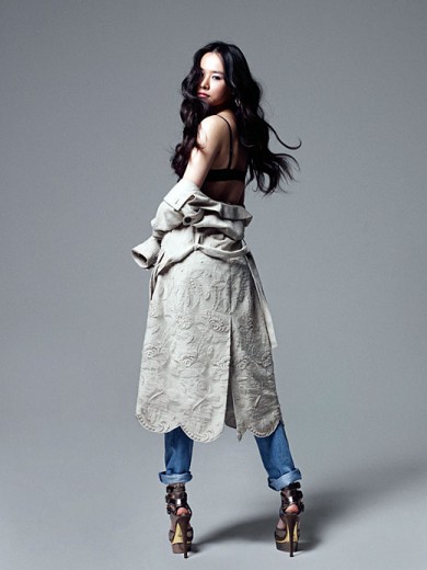 Jo Yoon Hee fotoğrafı