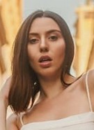 Maryann Urbano fotoğrafı