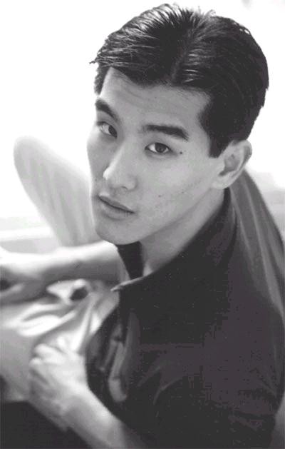 Ewan Chung fotoğrafı