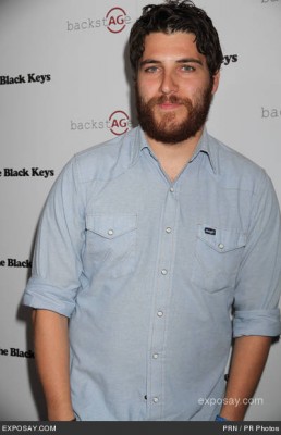 Adam Pally Fotoğrafı