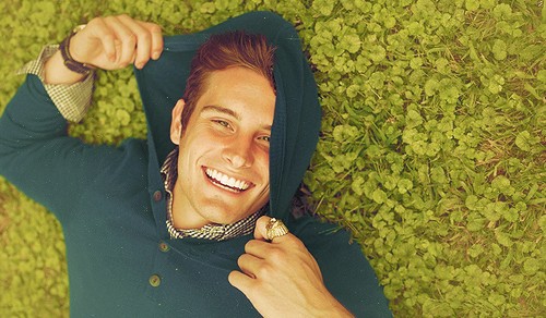 Nico Tortorella fotoğrafı