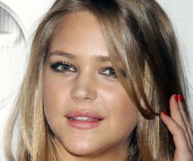 Esti Ginzburg fotoğrafı