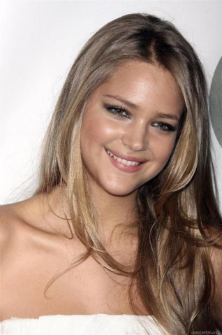 Esti Ginzburg Fotoğrafı