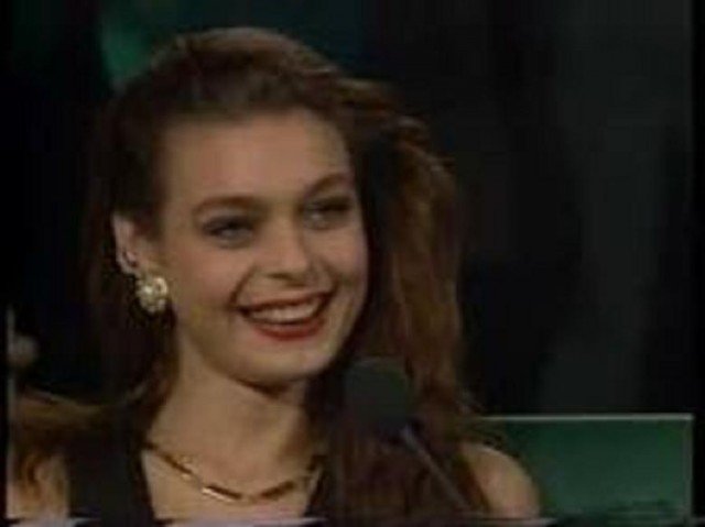 Zara Whites fotoğrafı