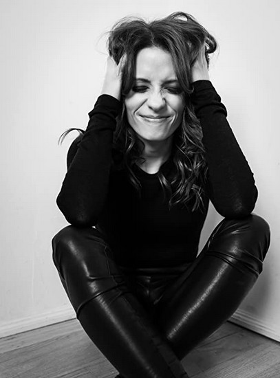 Lara Jean Chorostecki Fotoğrafı