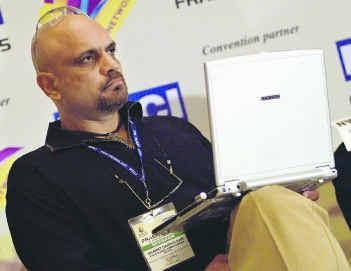 Bharat Dabholkar fotoğrafı