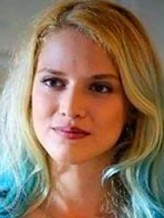 Elif Atakan fotoğrafı